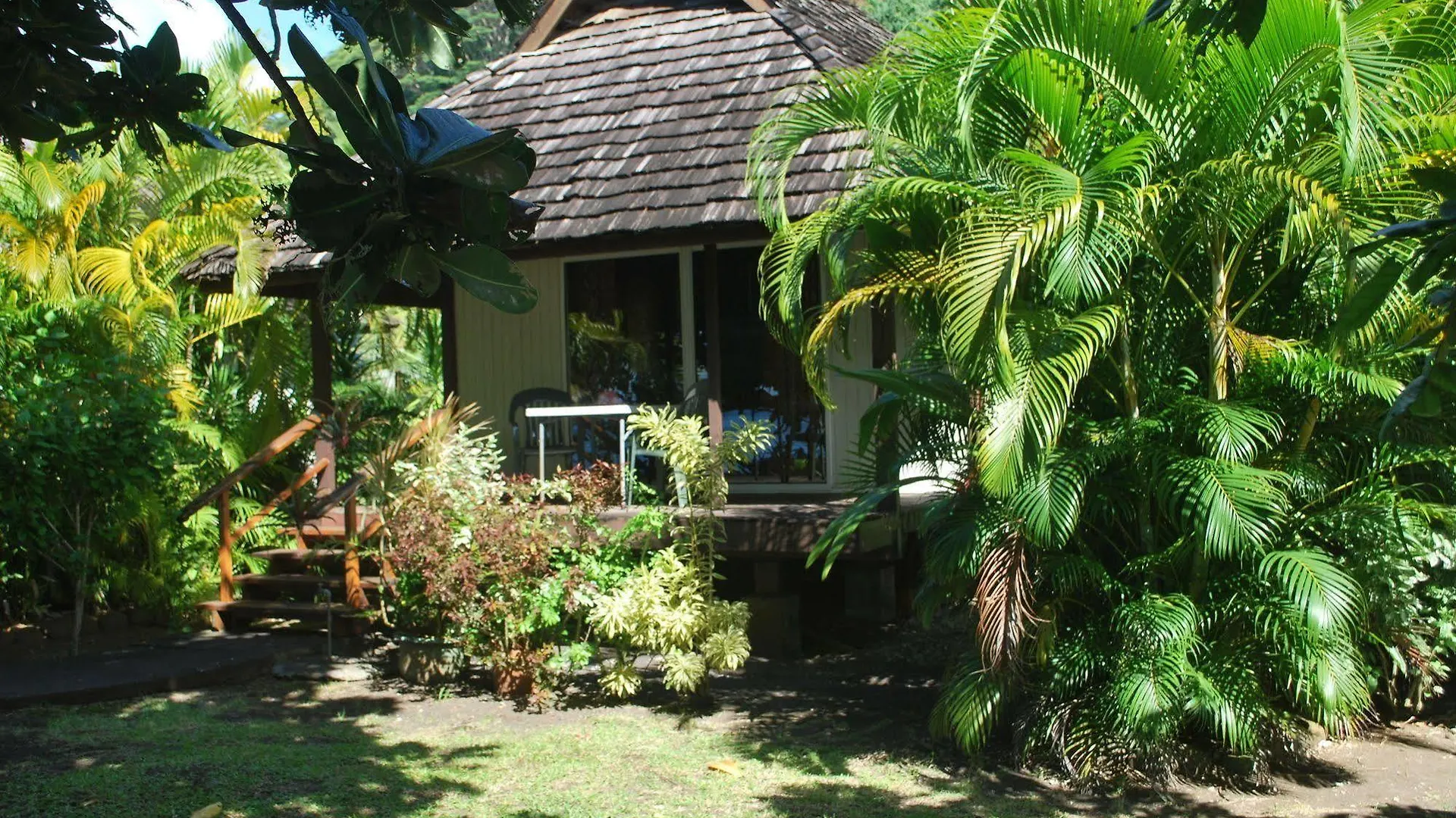 A Pueu Village
