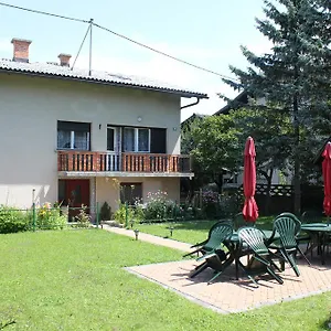 Guest house Rooms4young
